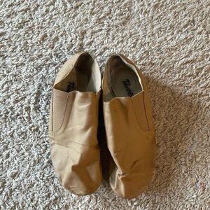 Theatricals Tan Jazz Shoes